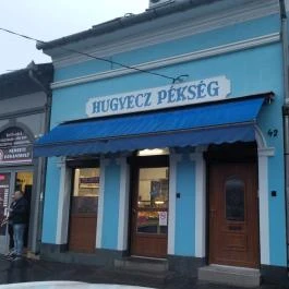 Hugyecz Pékség Vác - Külső kép