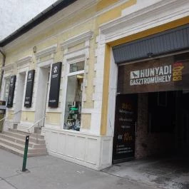 Hunyadi Gasztroműhely & BBQ Budapest - Külső kép