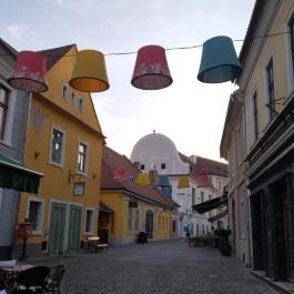 Kereskedőház Étterem és Kávézó Szentendre - Külső kép