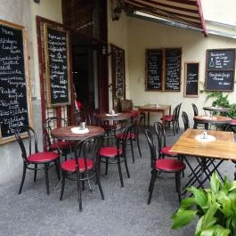 Klauzál Café Étterem & Kávézó Budapest - Külső kép