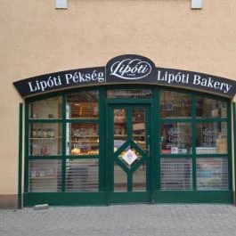 Lipóti Pékség Makó - Külső kép