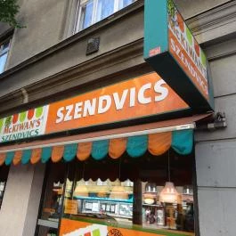 McKiwan's Szendvics - Margit körút Budapest - Külső kép