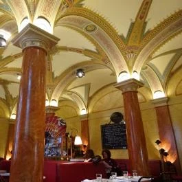 Opera Café Budapest - Külső kép