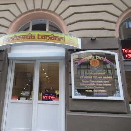 Pándzsáb Tandoori Indiai Étterem Budapest - Külső kép