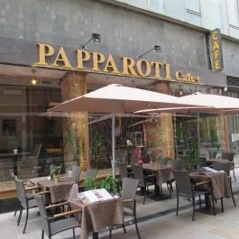 Pappa Roti Cafe + Budapest - Külső kép