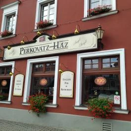  Perkovátz Ház English Pub & Restaurant Sopron - Külső kép