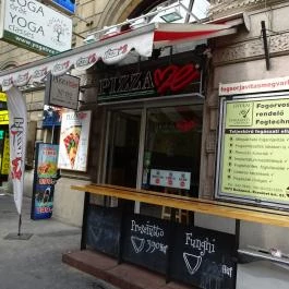 Pizza Me - Erzsébet körút Budapest - Külső kép