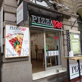 Pizza Me - Erzsébet körút Budapest - Külső kép