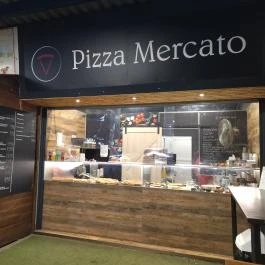 Pizza Mercato Budapest - Külső kép