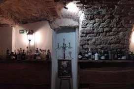 Shelby's Gin Bar Sopron