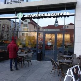 Starbucks - Allee Budapest - Külső kép