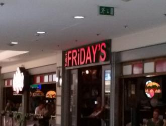 TGI Friday s WestEnd City Center Budapest v lem nyek J rt l