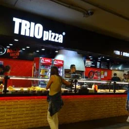 TRIO Pizza - Kálvin tér Budapest - Külső kép