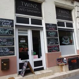 Twinz Sandwichbar Budapest - Külső kép